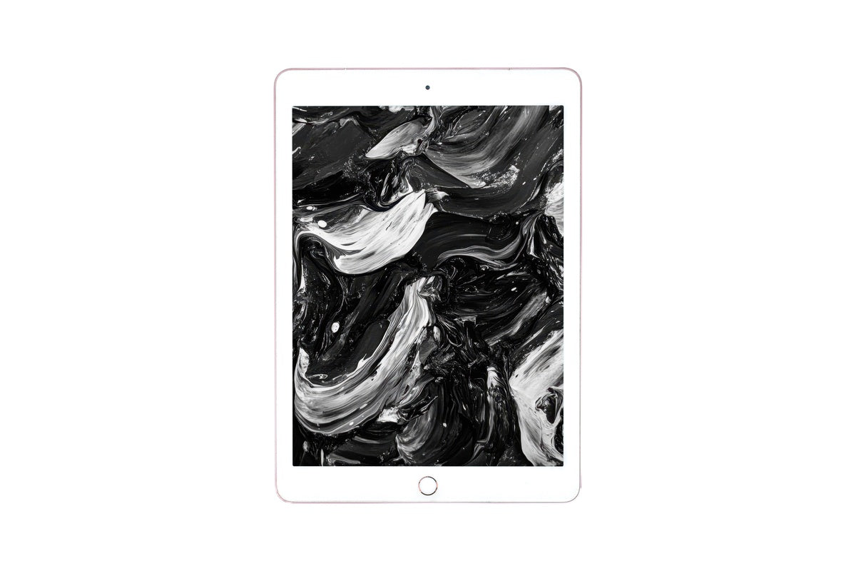 10 Black and White iPad Wallpapers for the Slow, Still Hour
